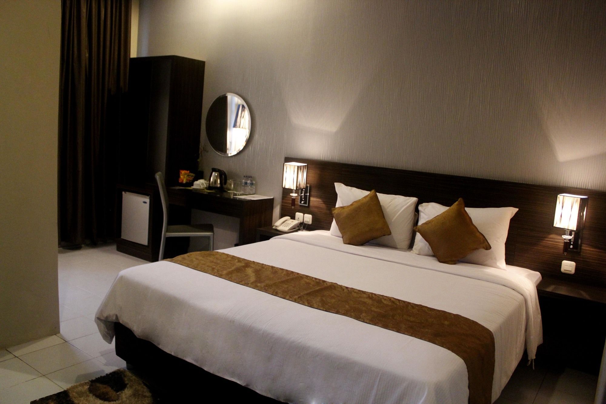 Pose In Hotel Yogyakarta Exterior photo